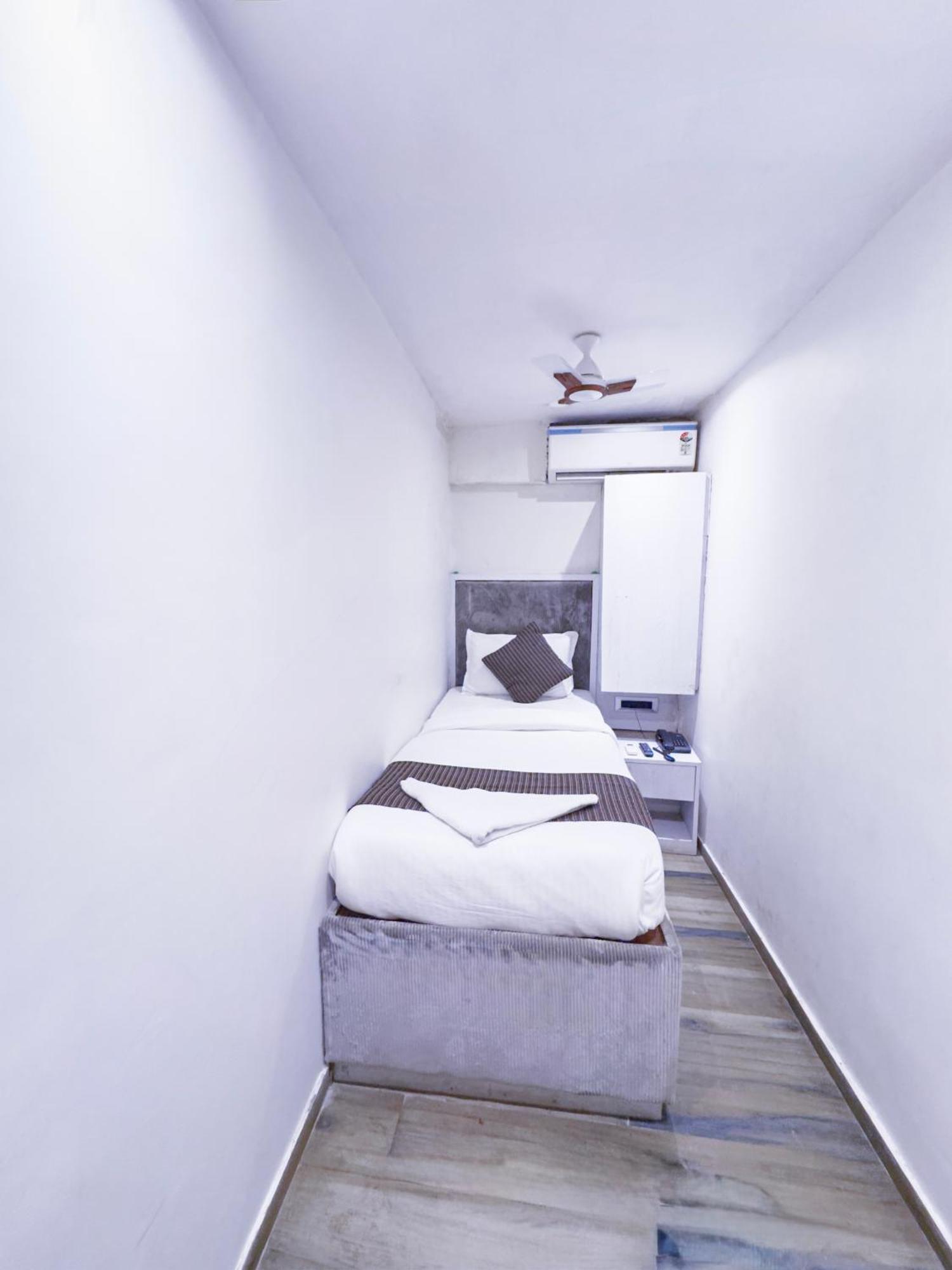 Hotel Winton Bombay Extérieur photo