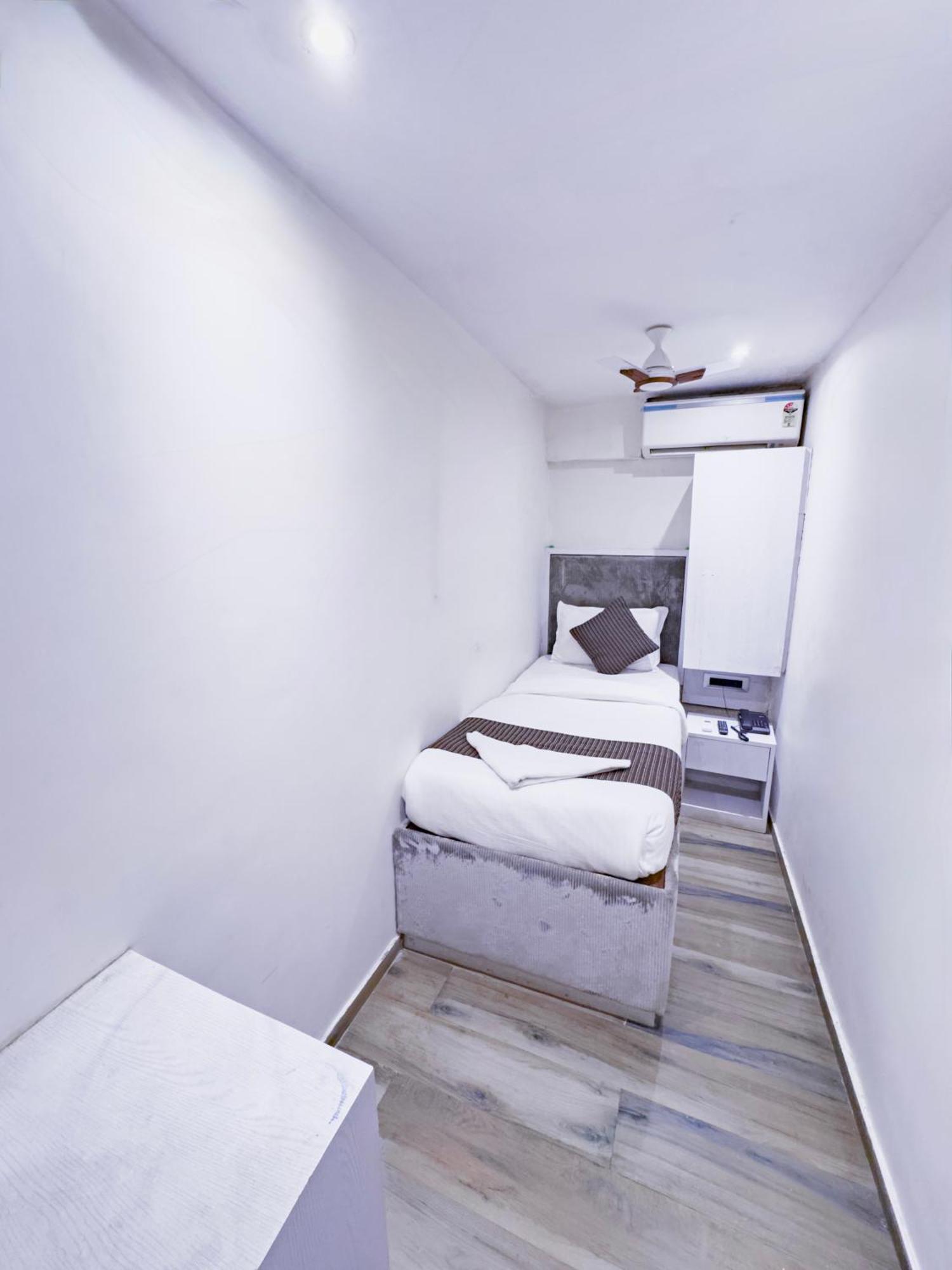 Hotel Winton Bombay Extérieur photo