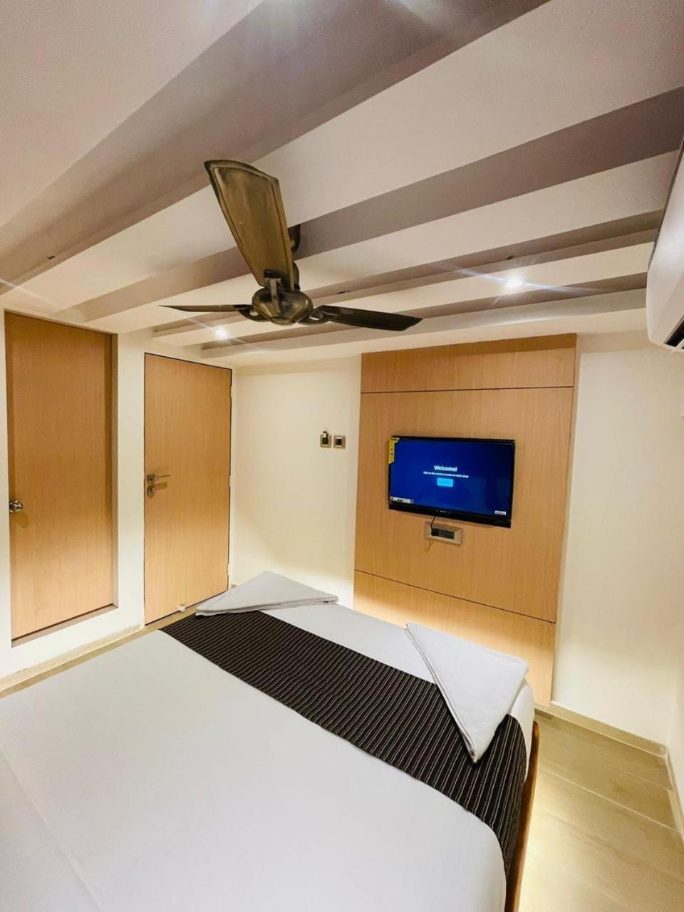 Hotel Winton Bombay Extérieur photo